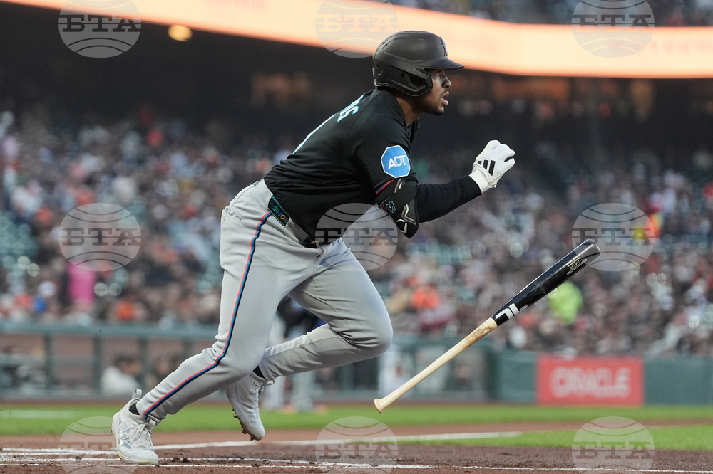 Marlins Giants Baseball