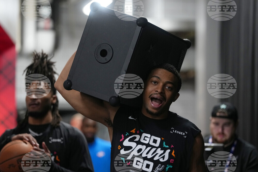 Spurs Trail Blazers Basketball