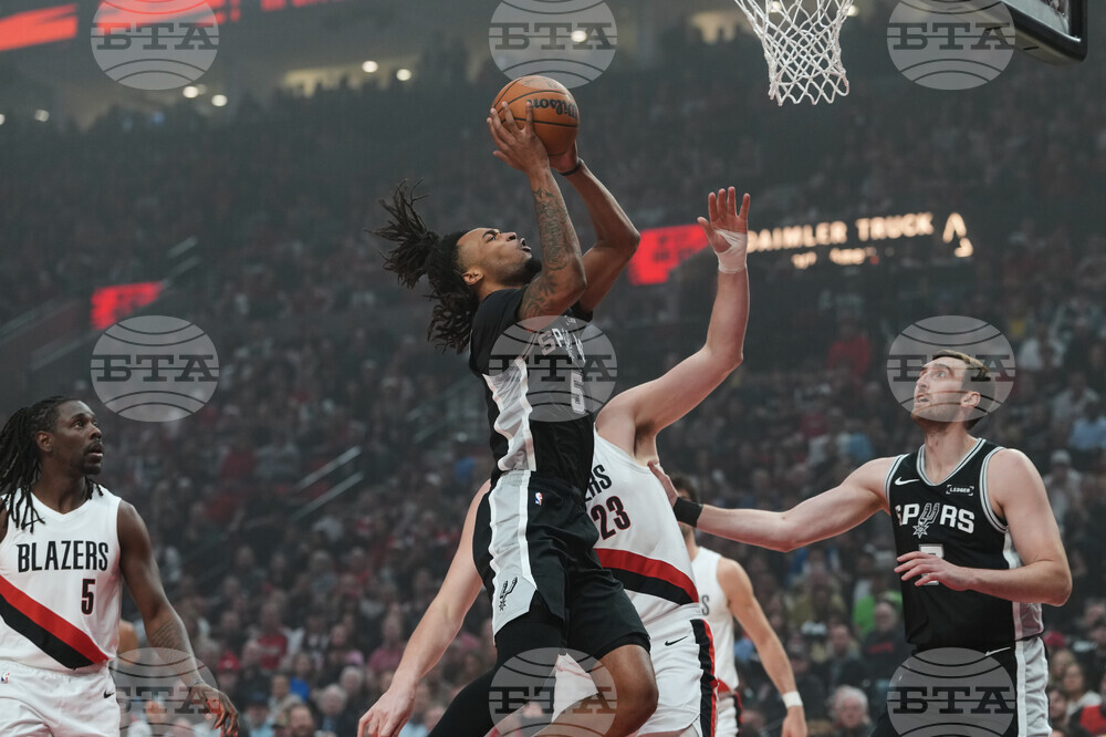 Spurs Trail Blazers Basketball