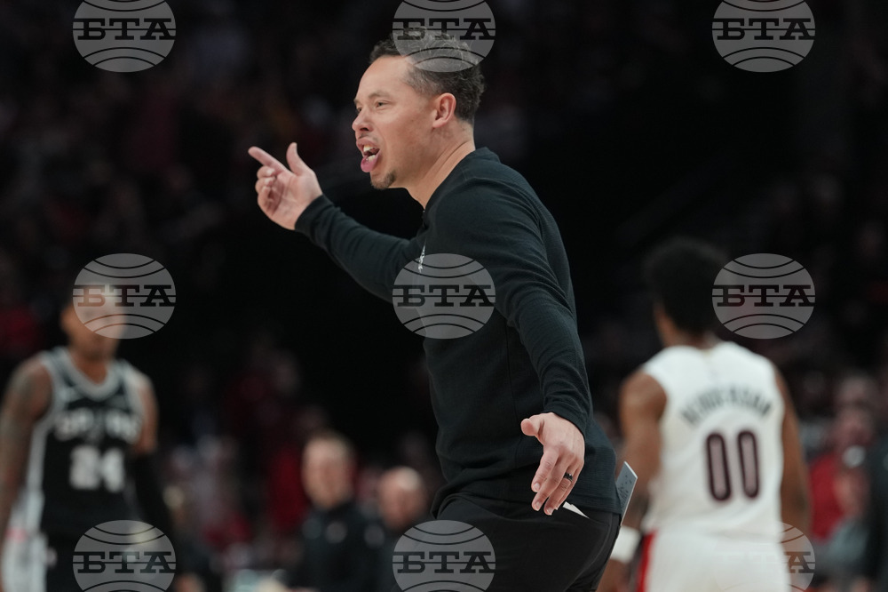 Spurs Trail Blazers Basketball