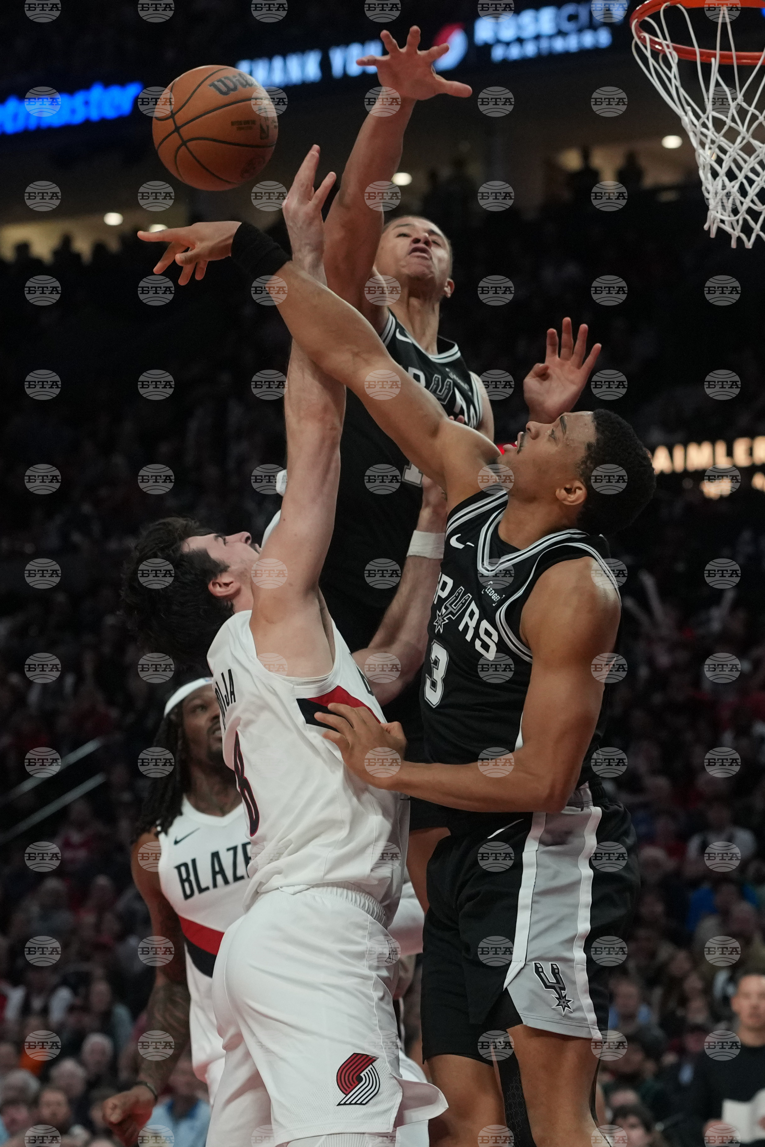 Spurs Trail Blazers Basketball