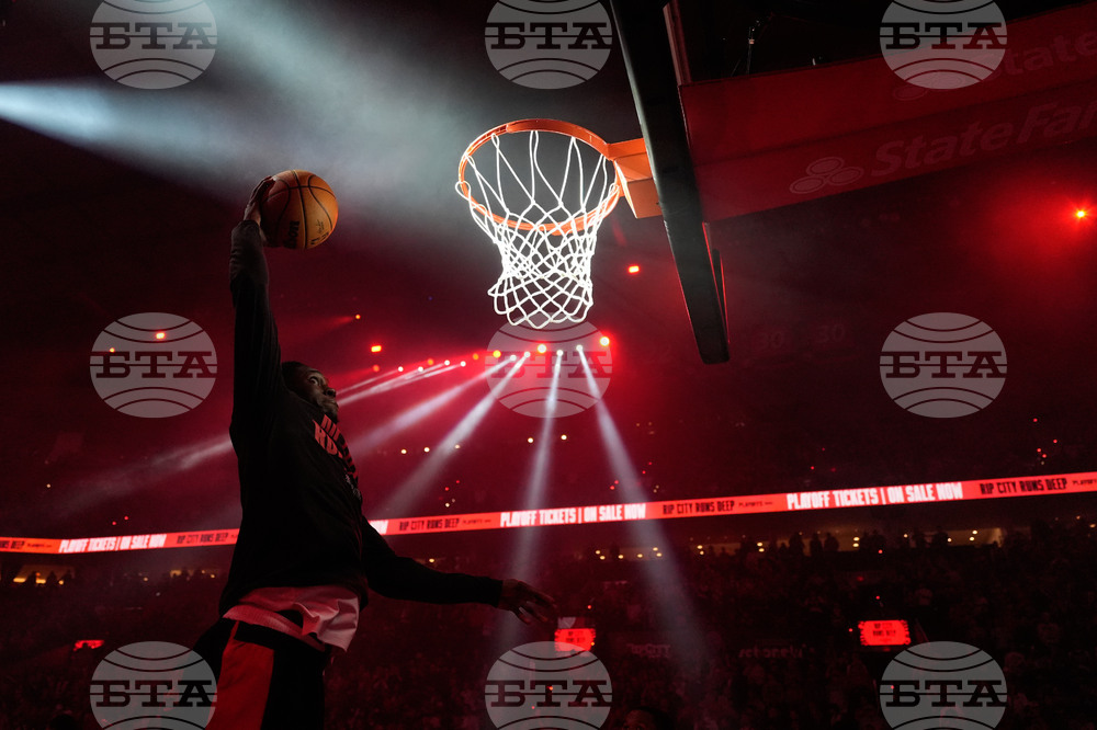 APTOPIX Spurs Trail Blazers Basketball