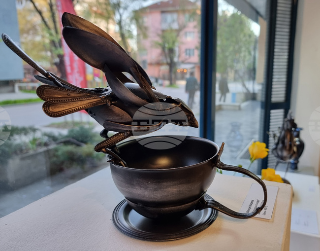 Варна - Сдружение на варненските художници - изложба „Кафето”