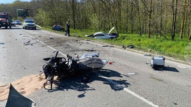 Първокласният път в района на Цар Калоян е затворен за движение заради тежка катастрофа