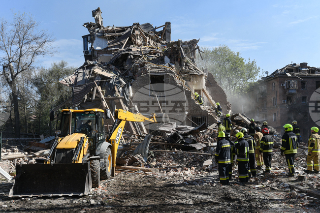 Киев: Руските сили се опитват да настъпват по всички фронтове 