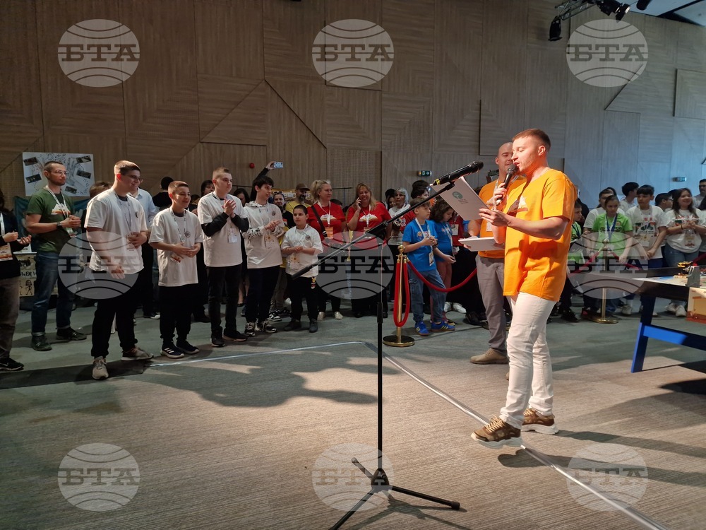 Бургас - Фестивал на роботиката First Lego League Challenge - откриване