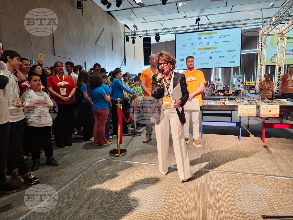 Бургас - Фестивал на роботиката First Lego League Challenge - откриване