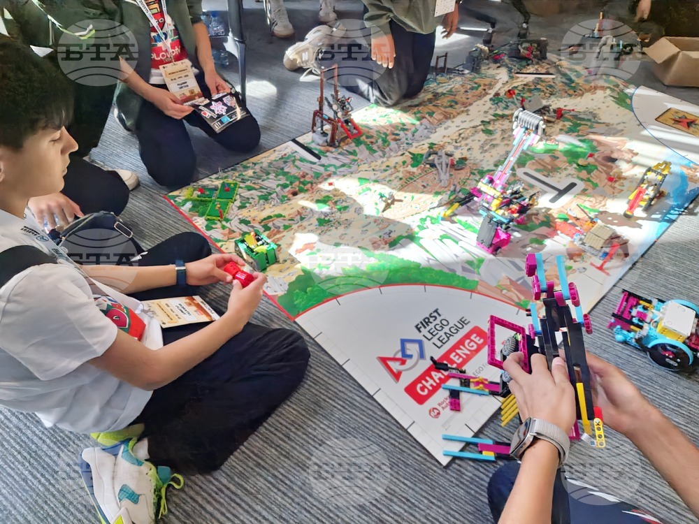 Бургас - Фестивал на роботиката First Lego League Challenge - откриване