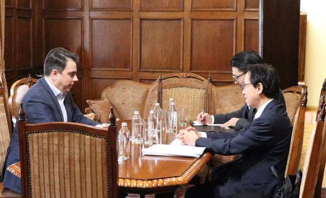  Асен Василев - Хироши Нарахира - среща