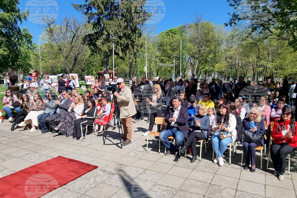 Шумен - „Децата на България пеят, танцуват, рисуват“ - конкурс