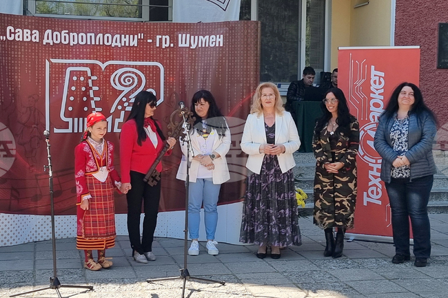 : Шумен - „Децата на България пеят, танцуват, рисуват“ - конкурс