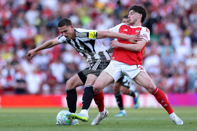 Полузащитникът на Арсенал Деклан Райс: „Трите точки срещу Нюкасъл бяха огромни“