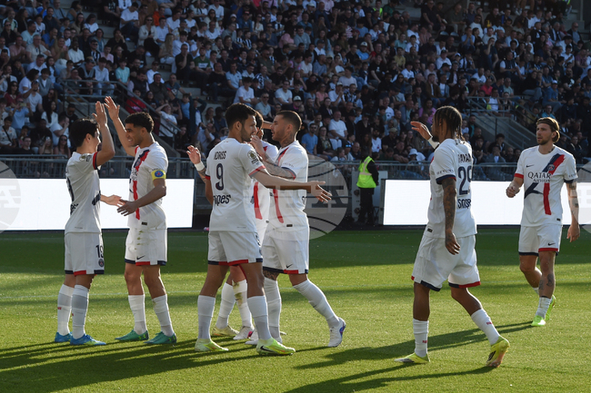 Пари Сен Жермен се доближи до титлата в Лига 1 след победа над Анже