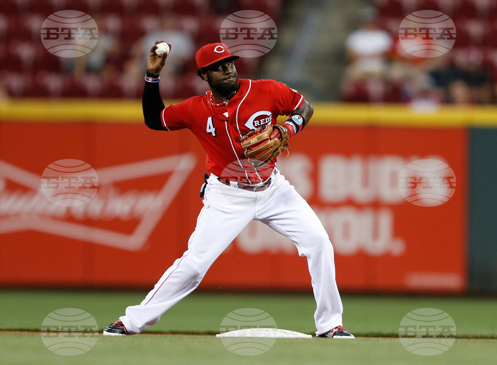 Reds Phillips Baseball