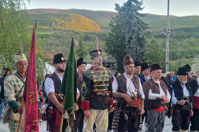 Село Баня - възстановка - 150 години от Априлската епопея