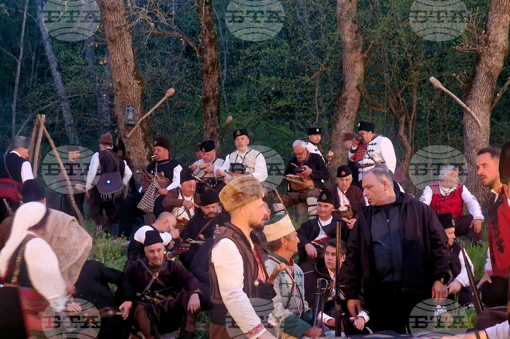 Село Баня - възстановка - 150 години от Априлската епопея