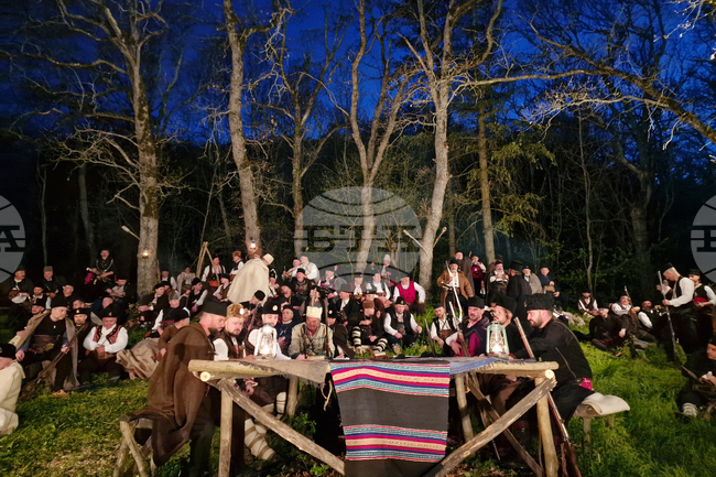 В панагюрското село Баня бе представена историческата възстановка „Заклятието на Оборищенци“