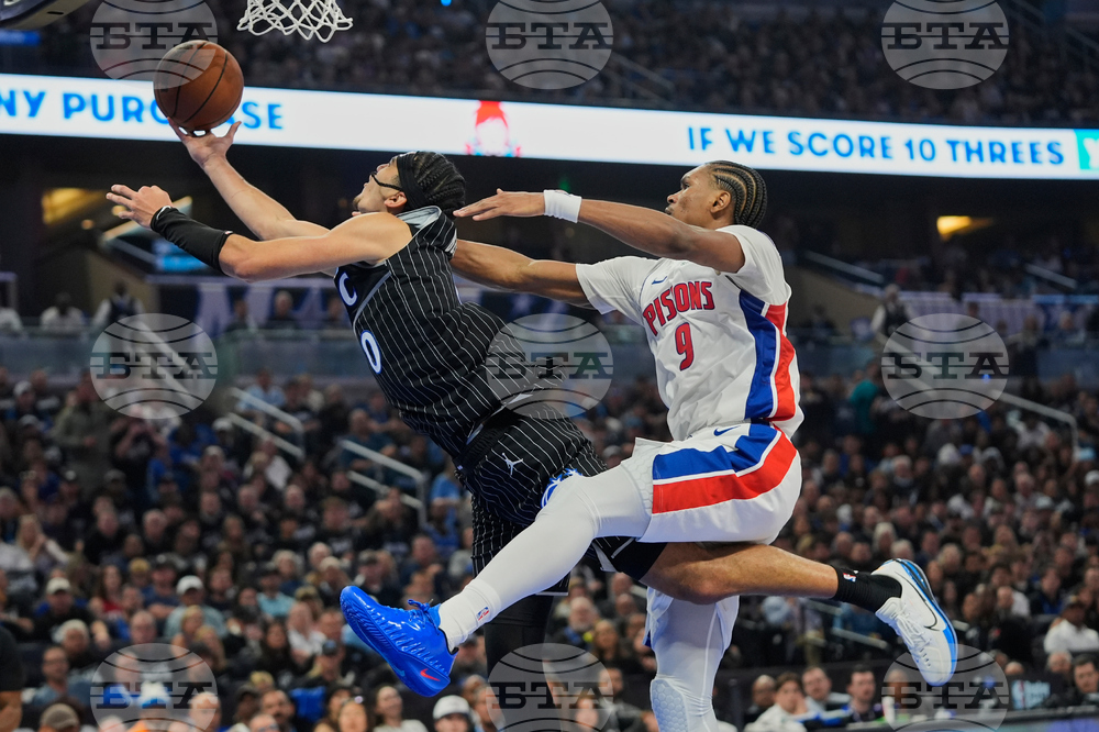 APTOPIX Pistons Magic Basketball