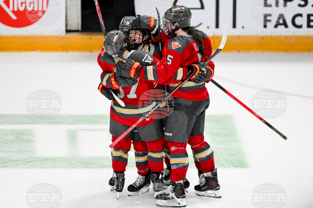 PWHL Sceptres Charge Hockey