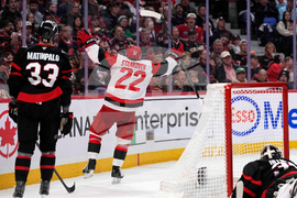 Hurricanes Senators Hockey