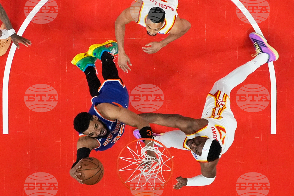 Knicks Hawks Basketball