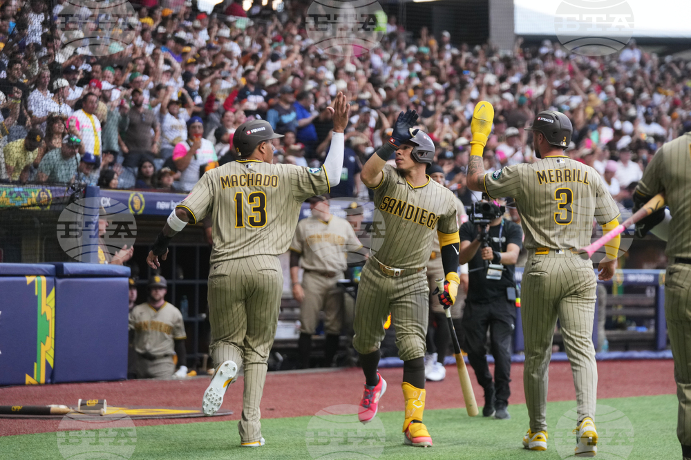 Mexico Padres Diamondbacks Baseball