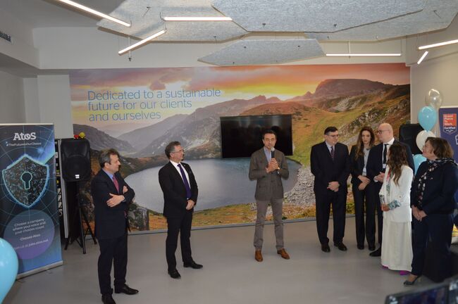 Министър Лорер откри инвестиция в нов Глобален оперативен център по киберсигурност