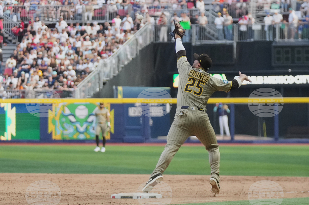 Mexico Padres Diamondbacks Baseball