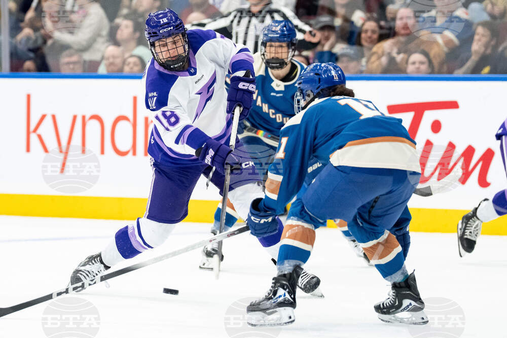 PWHL Frost Goldeneyes Hockey