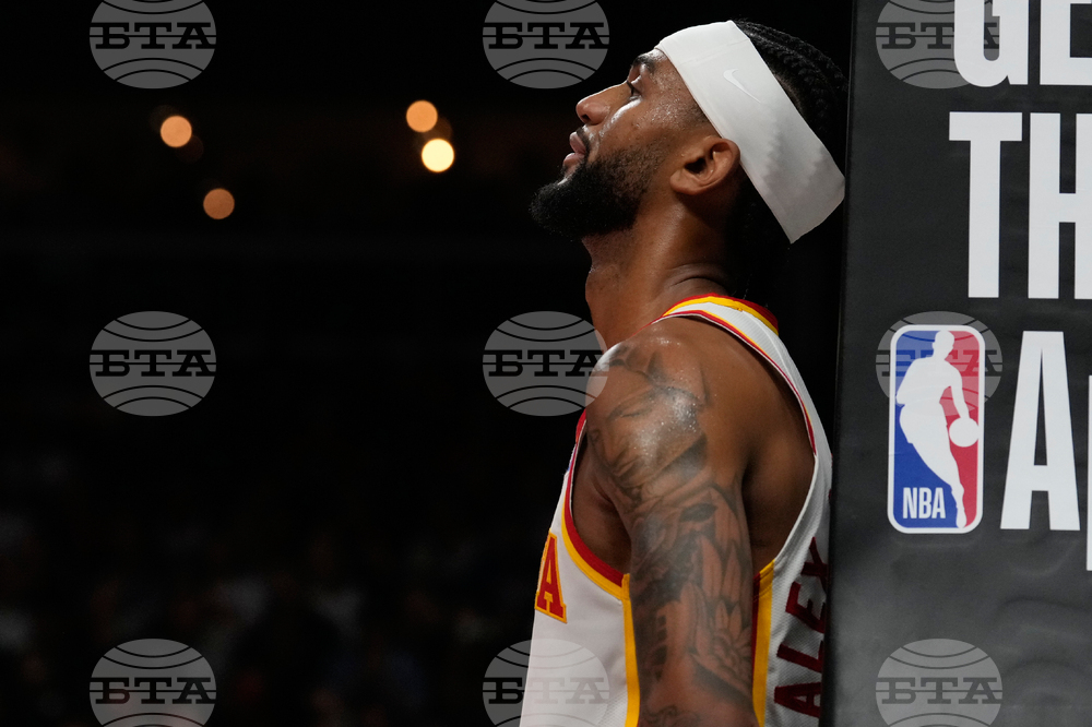 Knicks Hawks Basketball