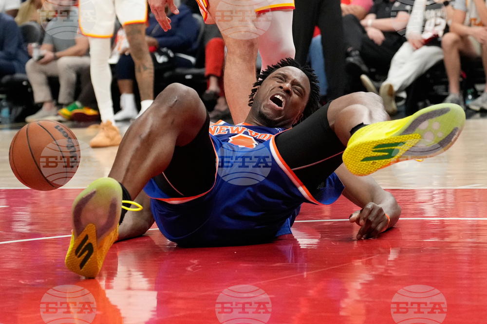 Knicks Hawks Basketball