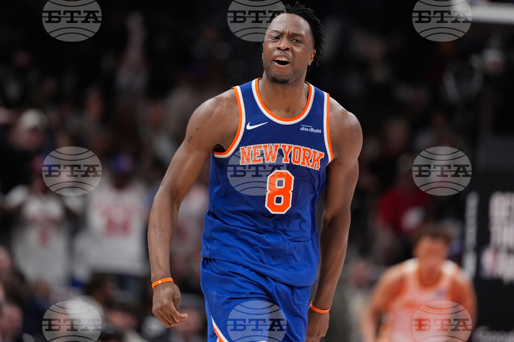 Knicks Hawks Basketball