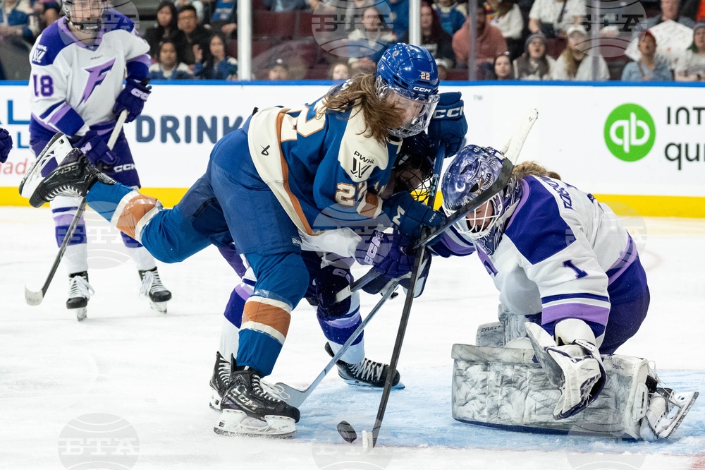 PWHL Frost Goldeneyes Hockey