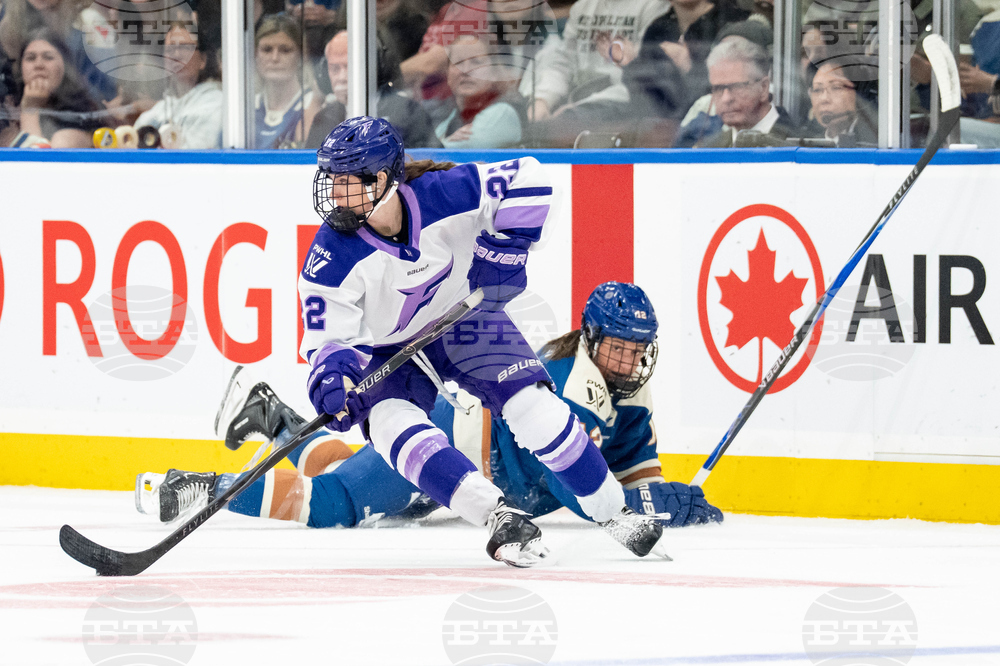 PWHL Frost Goldeneyes Hockey