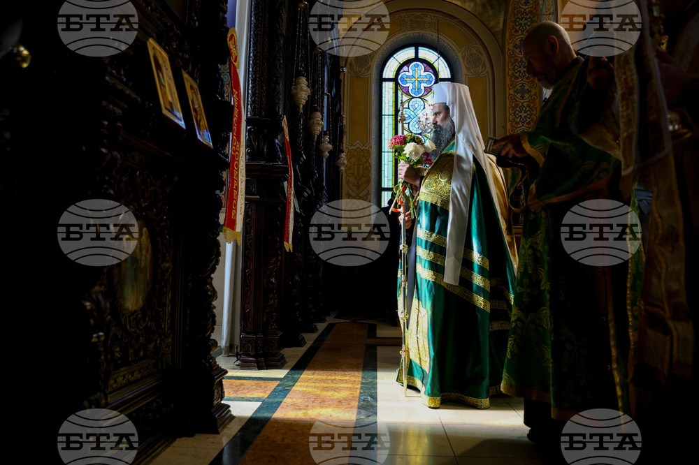 Храм „Св. св. Кирил и Методий“ - света литургия