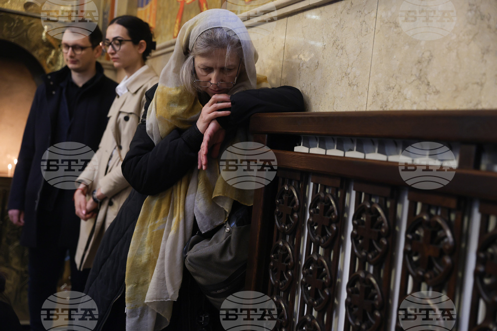 Храм „Св. св. Кирил и Методий“ - света литургия