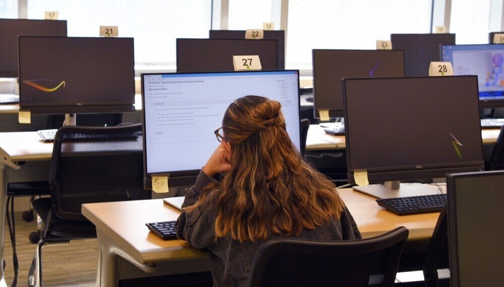 Общо 90 кандидати са се явили на изпита за одитори на Сметната палата, 58 процента са го минали успешно