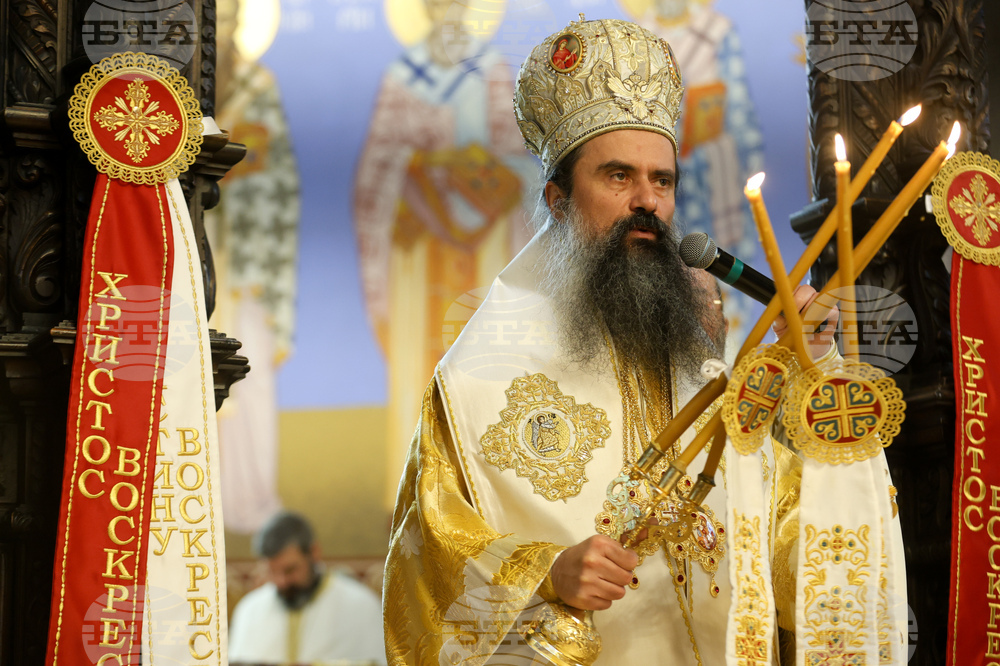 Храм „Св. св. Кирил и Методий“ - света литургия