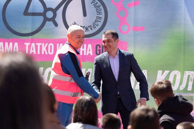 Министерството на туризма се включи в инициативата „Мама, татко и аз на Giro“ в София