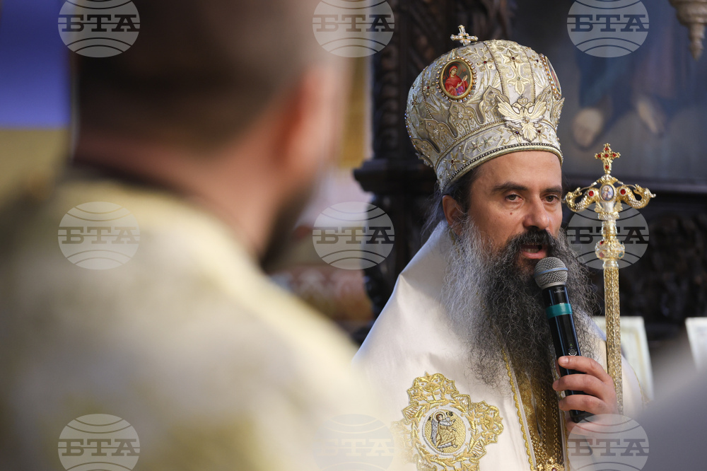 Храм „Св. св. Кирил и Методий“ - света литургия