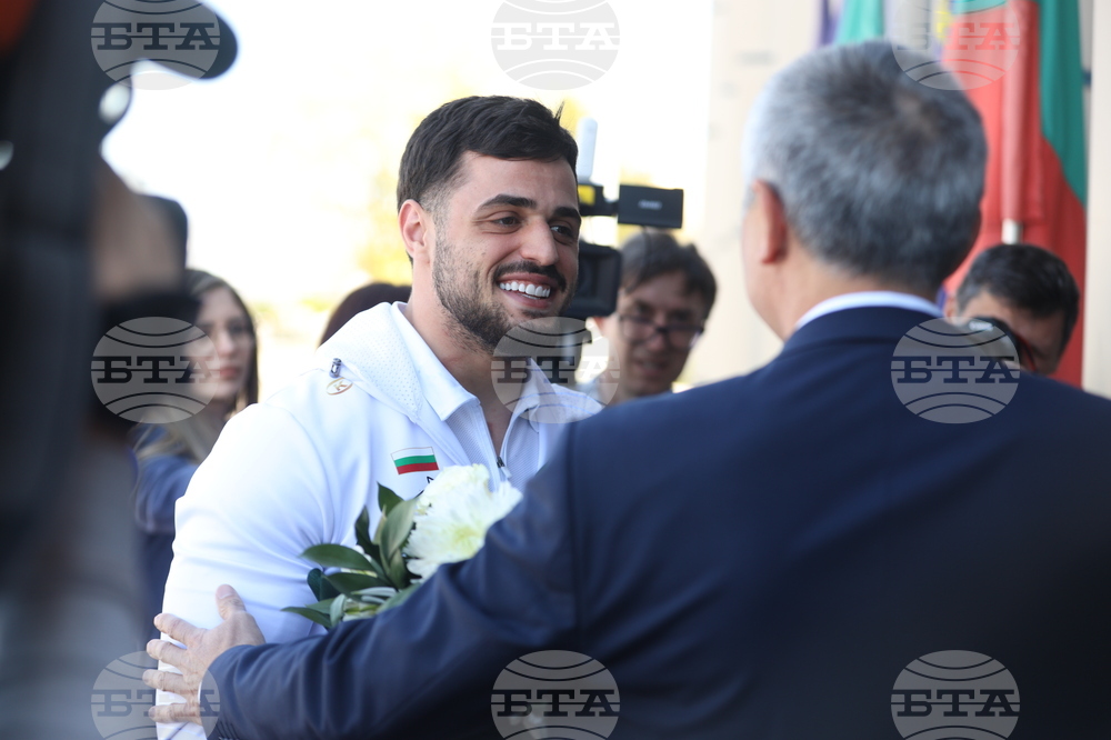 Карлос Насар - посрещане