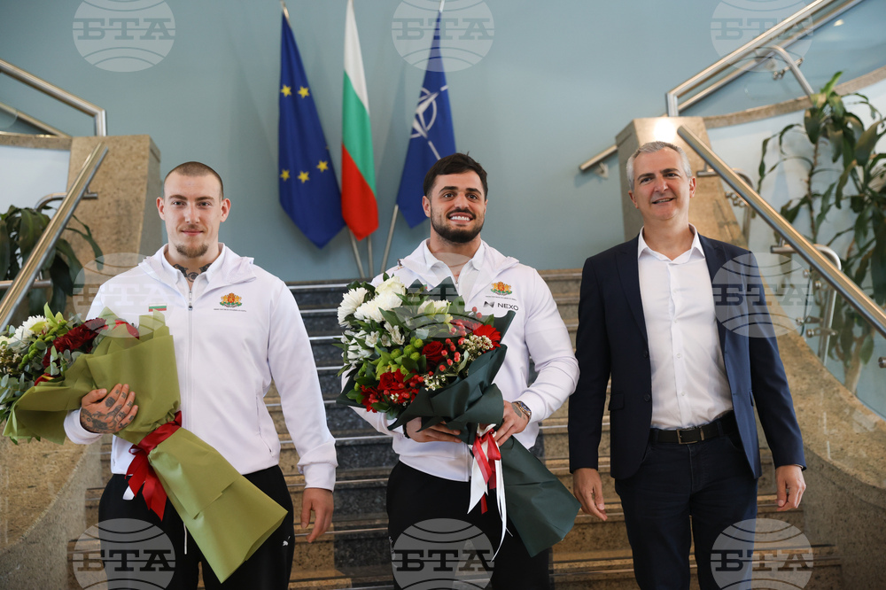 Карлос Насар - посрещане