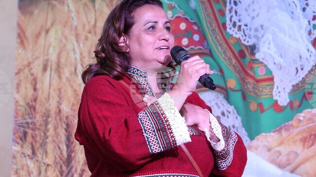 „Семе Българско“ е мисия за връщане към корените и съхраняване на българската памет, каза пред БТА Ивелина Елмазова, създател на фестивала