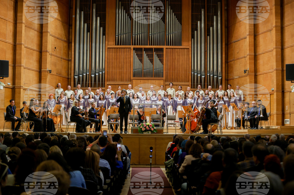 Зала „България“ - оркестър „Генезис“ - Йордан Камджалов  - концерт