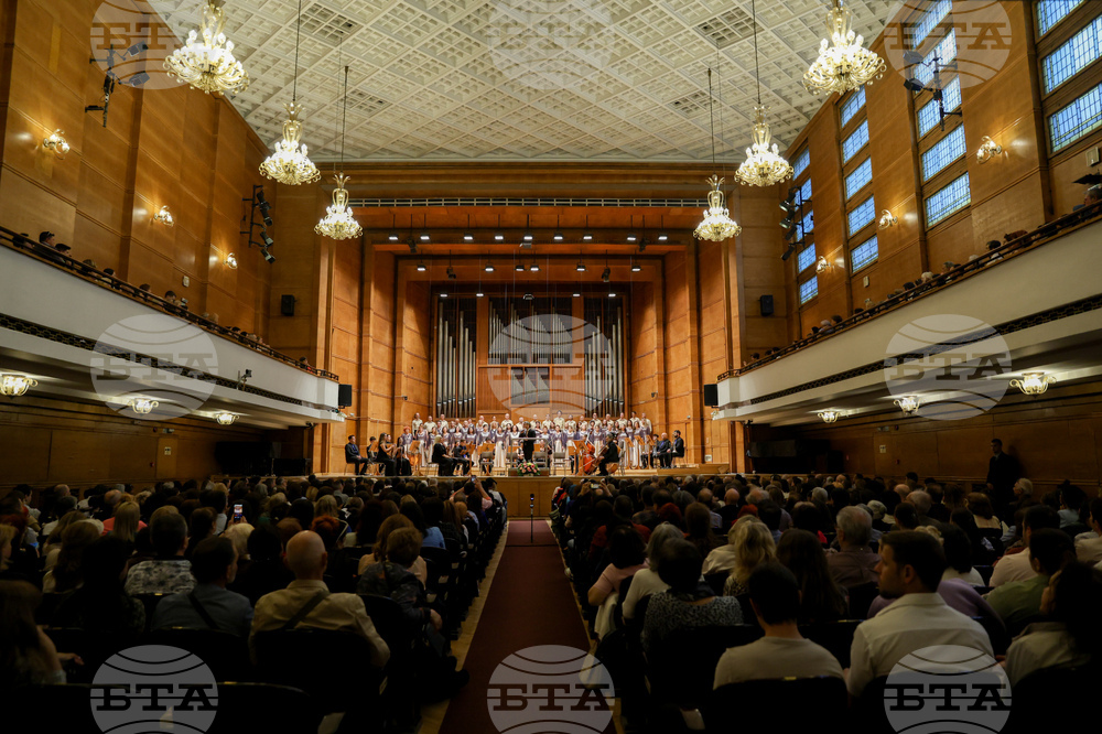 Зала „България“ - оркестър „Генезис“ - Йордан Камджалов  - концерт