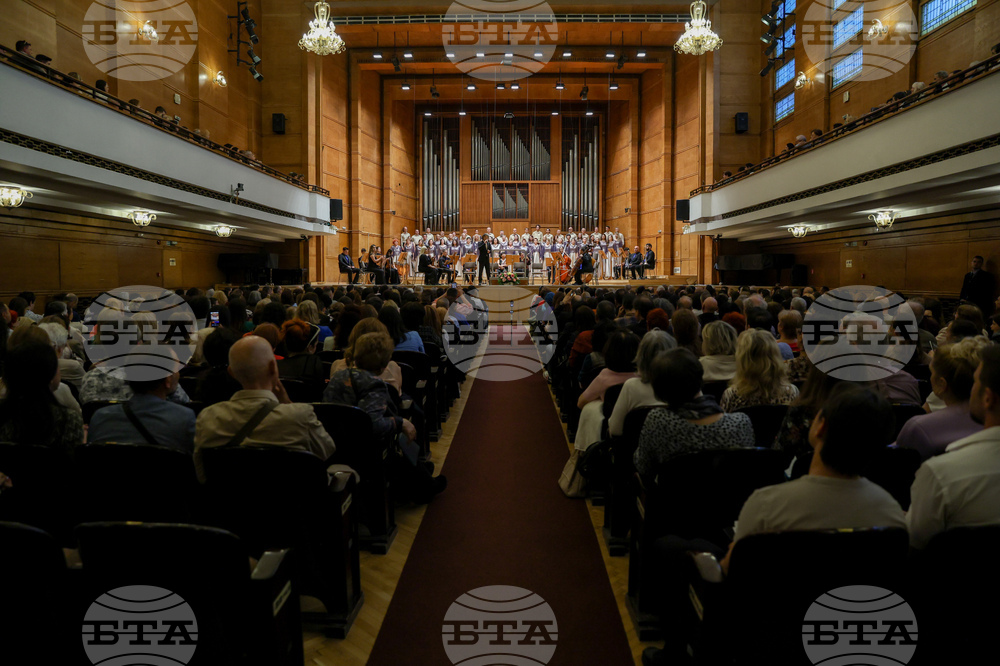 Зала „България“ - оркестър „Генезис“ - Йордан Камджалов  - концерт