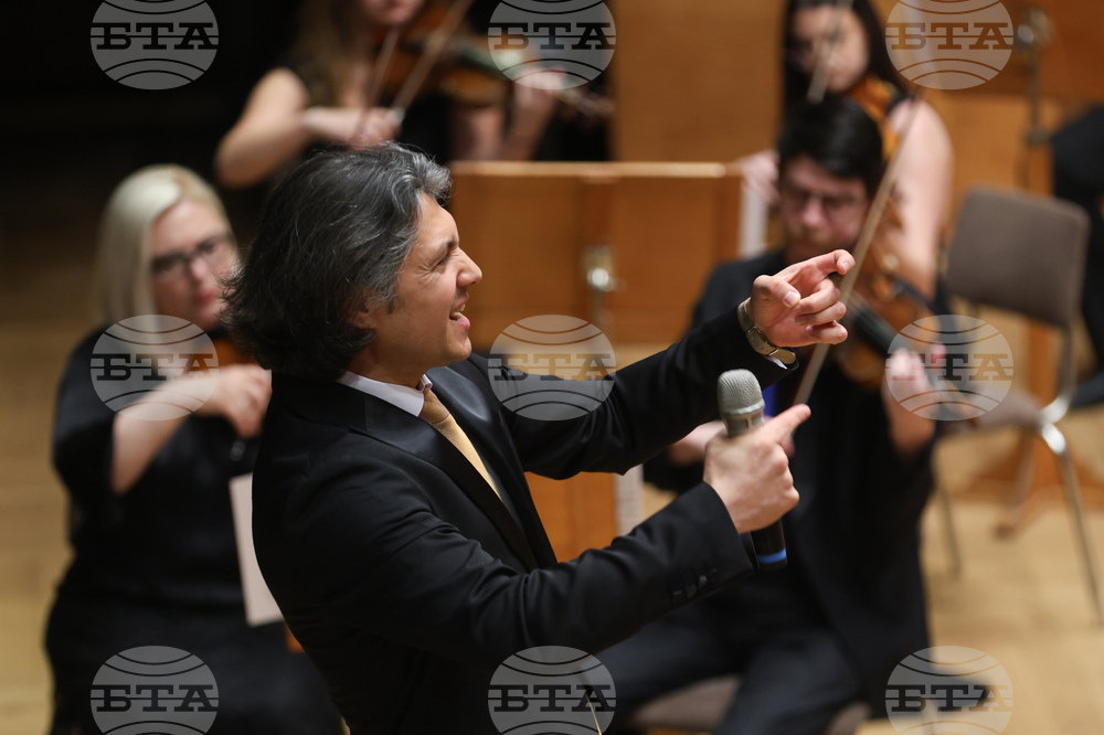 Зала „България“ - оркестър „Генезис“ - Йордан Камджалов  - концерт