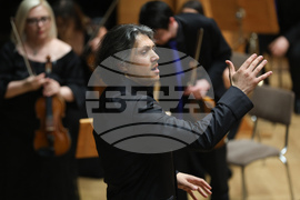 Зала „България“ - оркестър „Генезис“ - Йордан Камджалов  - концерт