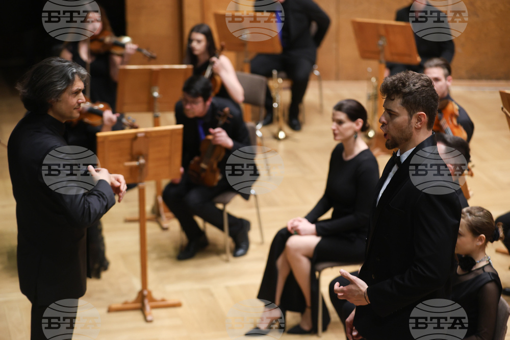 Зала „България“ - оркестър „Генезис“ - Йордан Камджалов  - концерт