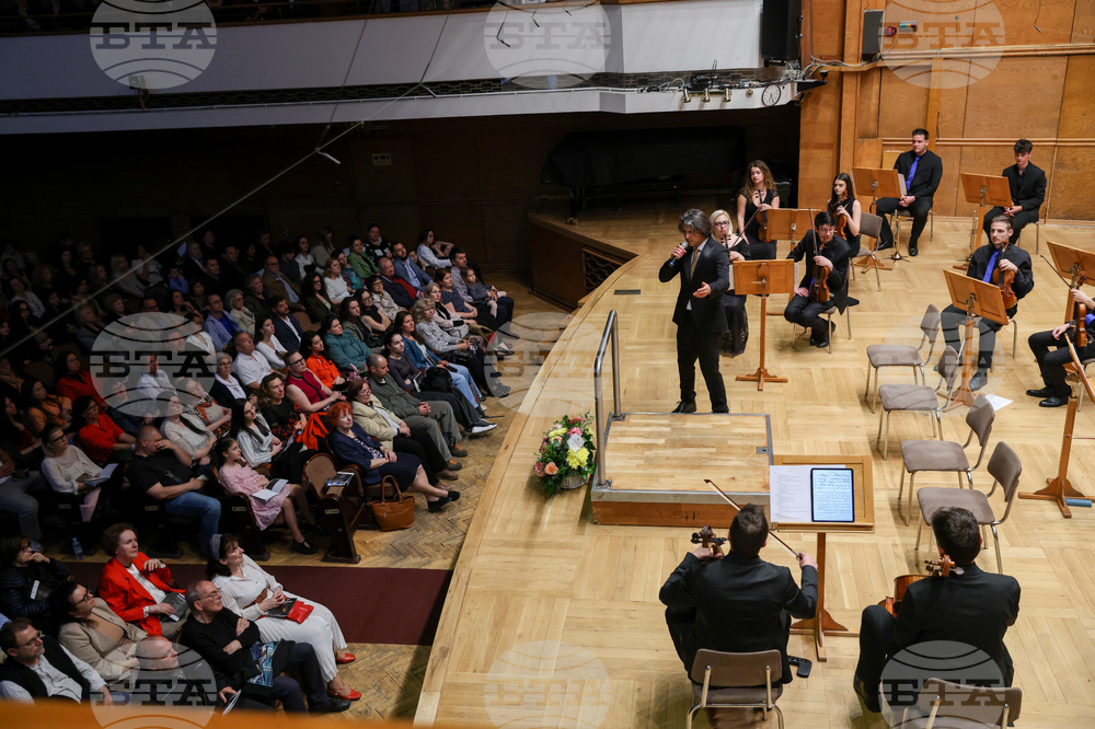 Зала „България“ - оркестър „Генезис“ - Йордан Камджалов  - концерт